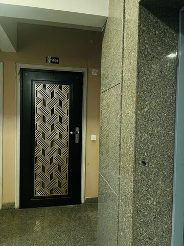 3 BHK Apartment For Sale in Mahagun Moderne, Sector 78