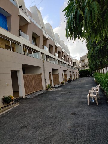  Plot – Exterior View View at Dumas - for Sale