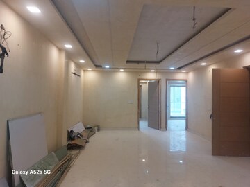 Living Room in 3 BHK Builder Floor at Sector 37 – for Sale