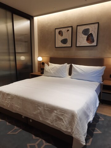 Bedroom in 3.5 BHK Apartment at DLF The Ultima, Sector 81 – for Sale