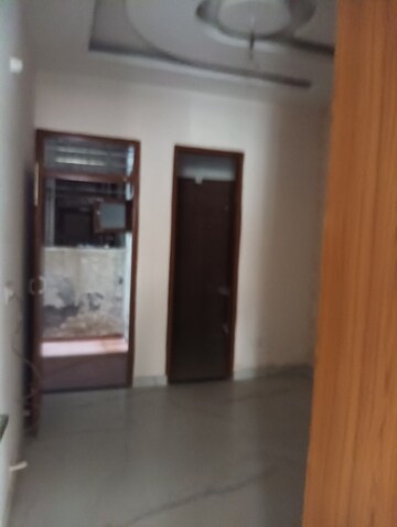 Room in 2 BHK Apartment at Ghazipur – for Sale