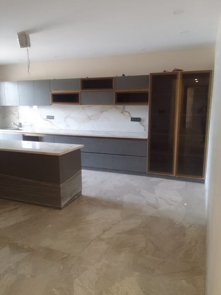 Bedroom, sas-tower 6 Bedroom 263 Sq.Yd. Independent House In Sector 38 Gurgaon 7208231