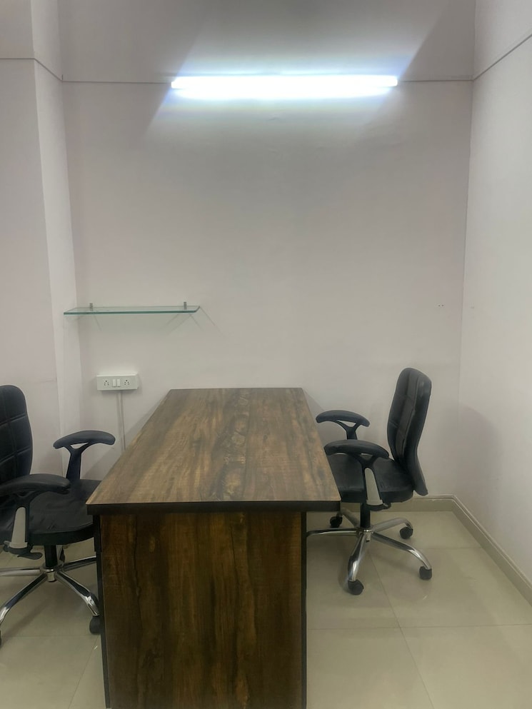 Rental Commercial Office Space 218 Sq.Ft. in Rustomjee Eaze Zone Mall ...