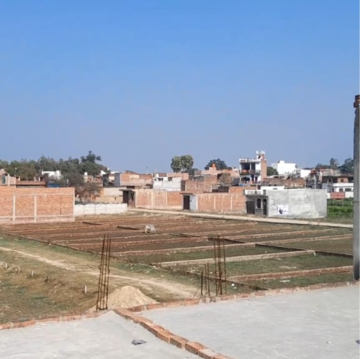  Plot – Exterior View View at Banthra Sikander Pur - for Sale