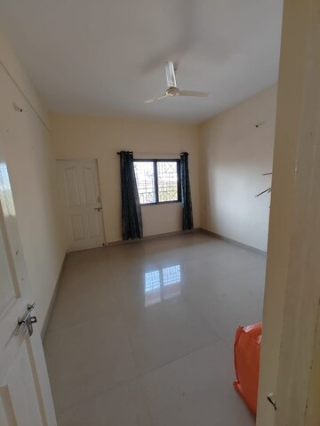 Master Bedroom in 3.5 BHK Villa at Kondhwa – for Rent