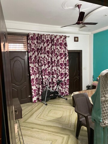 Living Room in 3 BHK Builder Floor at Nehru Nagar ii – for Sale