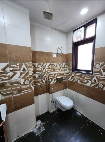 Attached Bathroom in 3 BHK Builder Floor at Saket – for Sale