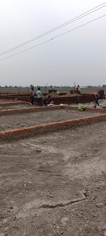  Plot For Sale in Bhopani Village