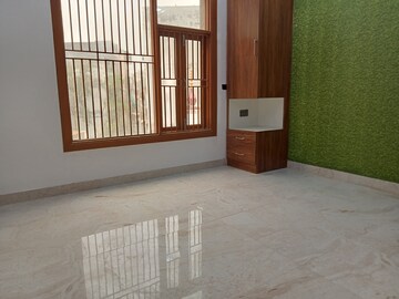 Room in 3 BHK Builder Floor at Mahavir Enclave 1 – for Sale