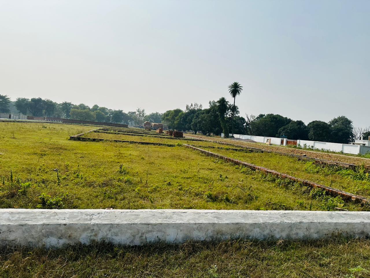 Plot For Resale in Alam Giri Ganj Bareilly  7209254