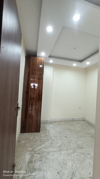 3 BHK Builder Floor For Resale in Raghu Nagar Delhi  7209928