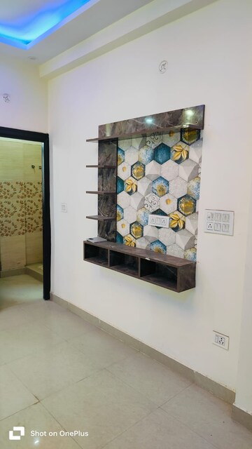 Furnished Amenities in 1 BHK Builder Floor at Ankur Vihar – for Sale