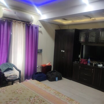 Bedroom in 3 BHK Apartment at RMPL Shiva Palace, Hazratganj – for Sale