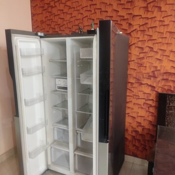 Bathroom in 3 BHK Apartment at RMPL Shiva Palace, Hazratganj – for Sale