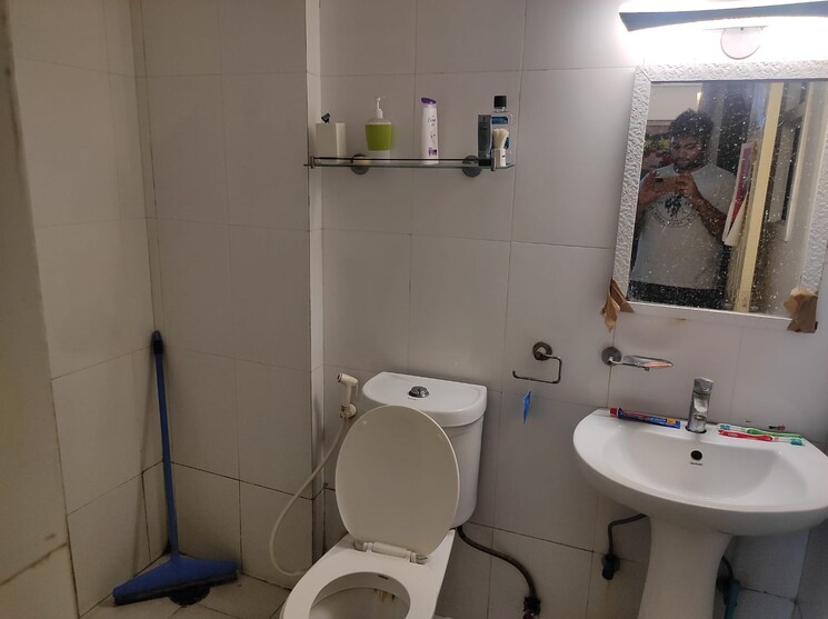 Bathroom, titwala 1 Bedroom 400 Sq.Ft. Apartment In Titwala Thane 7213264