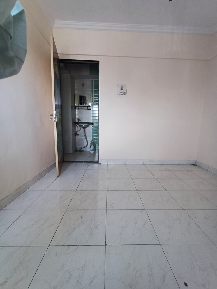 Room, parsik nagar 1 Bedroom 575 Sq.Ft. Apartment In Parsik Nagar Thane 7213775