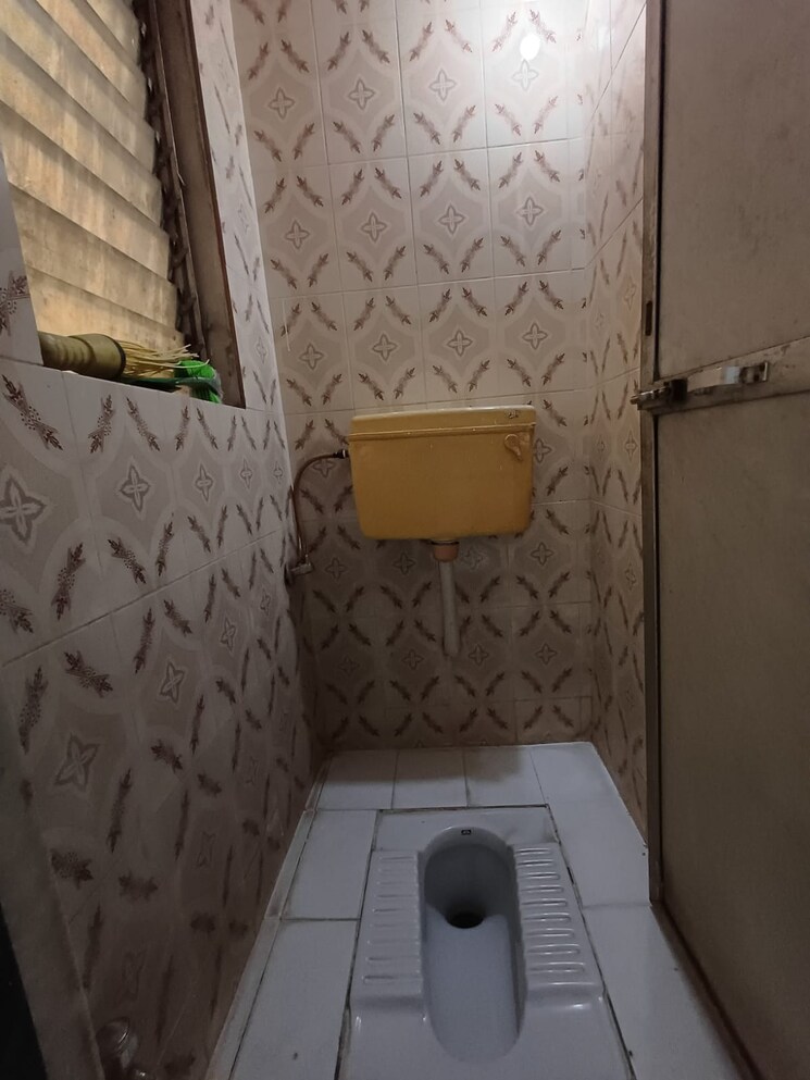 Bathroom, parsik nagar 1 Bedroom 575 Sq.Ft. Apartment In Parsik Nagar Thane 7213775