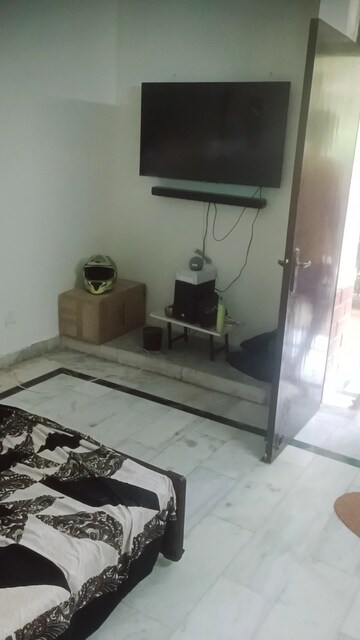 Living Room in 2.5 BHK Apartment at Eldeco Residency Greens, Pi Greater Noida – for Sale