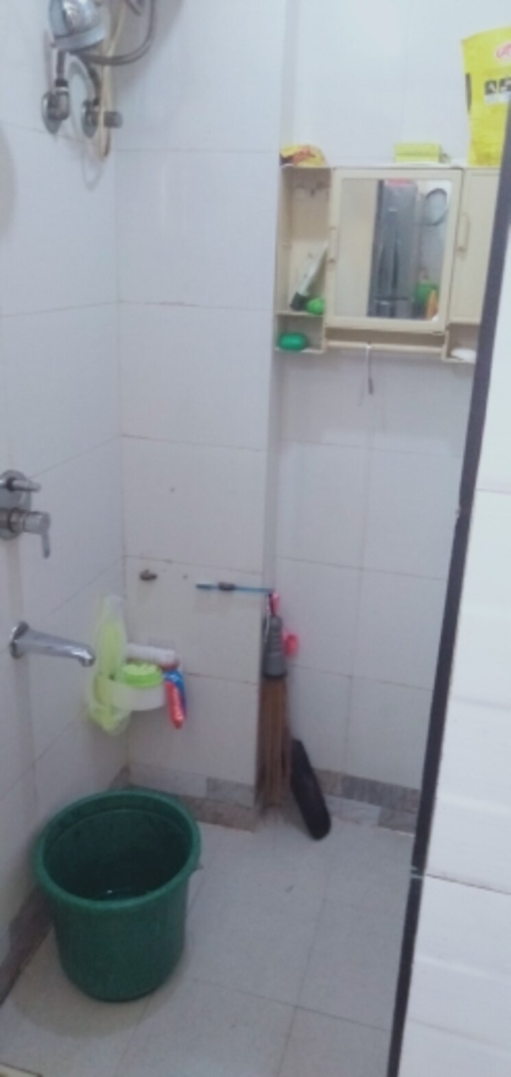 Bathroom, krishna-chs-kharghar 5 Bedroom 1500 Sq.Ft. Villa In Kharghar Sector 12 Navi Mumbai 7214726