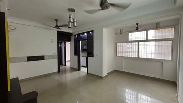 Room in 2 BHK Apartment at Panchsheel Greens II, Sector 16 Greater Noida – for Sale