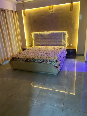 Master Bedroom in 4 BHK Apartment at Saya Gold Avenue, Vaibhav Khand – for Sale