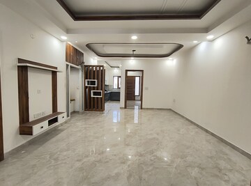 Living Room in 3 BHK Builder Floor at Fidato Honour Homes, Sector 89 – for Sale
