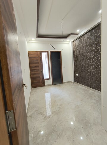Bedroom in 3 BHK Builder Floor at Fidato Honour Homes, Sector 89 – for Sale