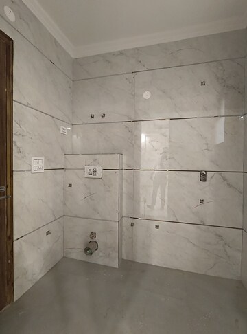 Attached Bathroom in 3 BHK Builder Floor at Fidato Honour Homes, Sector 89 – for Sale