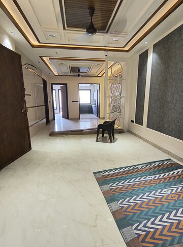 Living Room in 3 BHK Builder Floor at Green Fields Colony – for Sale