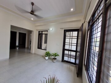 Room in 3 BHK Apartment at Andheri West – for Sale