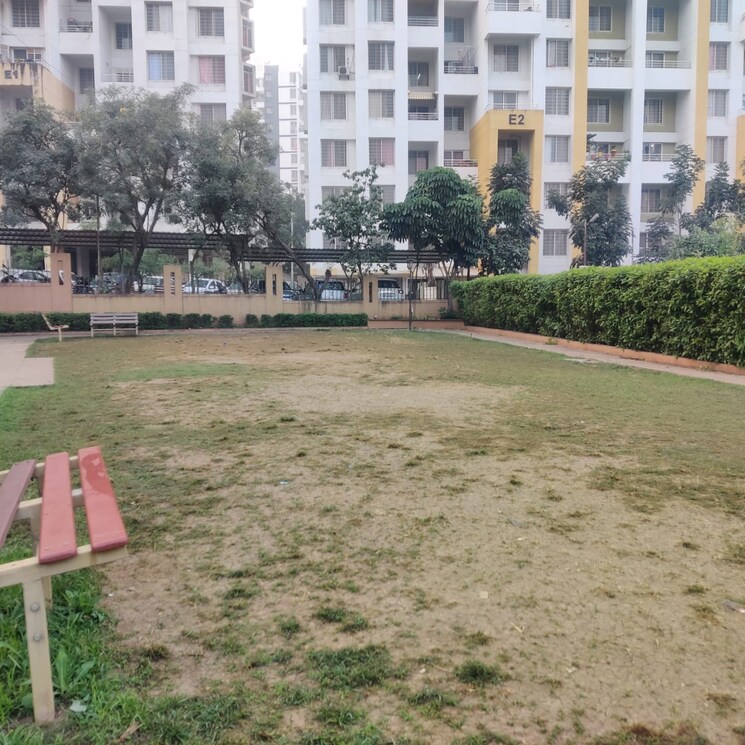 Garden, nirman-viva-phase-ii 2 Bedroom 1001 Sq.Ft. Apartment In Ambegaon Budruk Pune 7215123