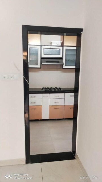Room in 2 BHK Apartment at Evershine Millennium Paradise, Kandivali East – for Sale