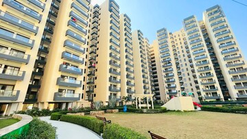 3 BHK Apartment For Sale in Azeagaia Botanica, Vrindavan Yojna