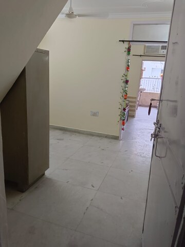 Balcony in 1 BHK Builder Floor at Lajpat Nagar – for Rent