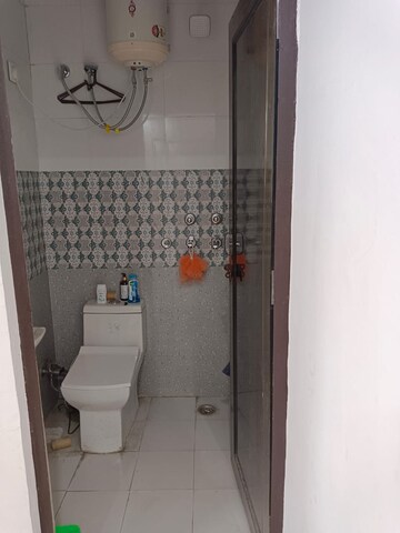 Bathroom in 1 BHK Builder Floor at Lajpat Nagar – for Rent
