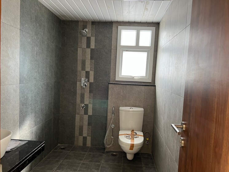 Bathroom, prestige-tranquil 3 Bedroom 2049 Sq.Ft. Apartment In Kokapet Hyderabad 7215344