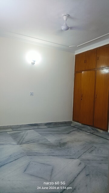 Room in 6+ BHK Villa at Sector 41 – for Sale
