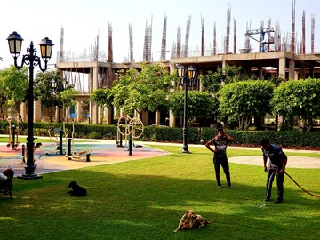  Plot – Garden View at Omaxe Metro City, Kalli Paschim - for Sale