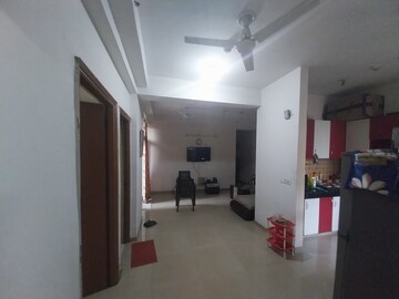 Room in 2 BHK Apartment at Mahagun Mywoods, Sector 16c Greater Noida – for Sale