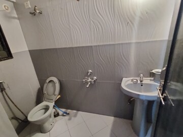 Bathroom in 2 BHK Apartment at Tingre Nagar – for Sale