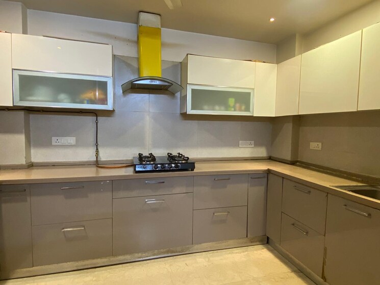 Kitchen, anand vihar 3 Bedroom 1800 Sq.Ft. Builder Floor In Anand Vihar Delhi 7216709