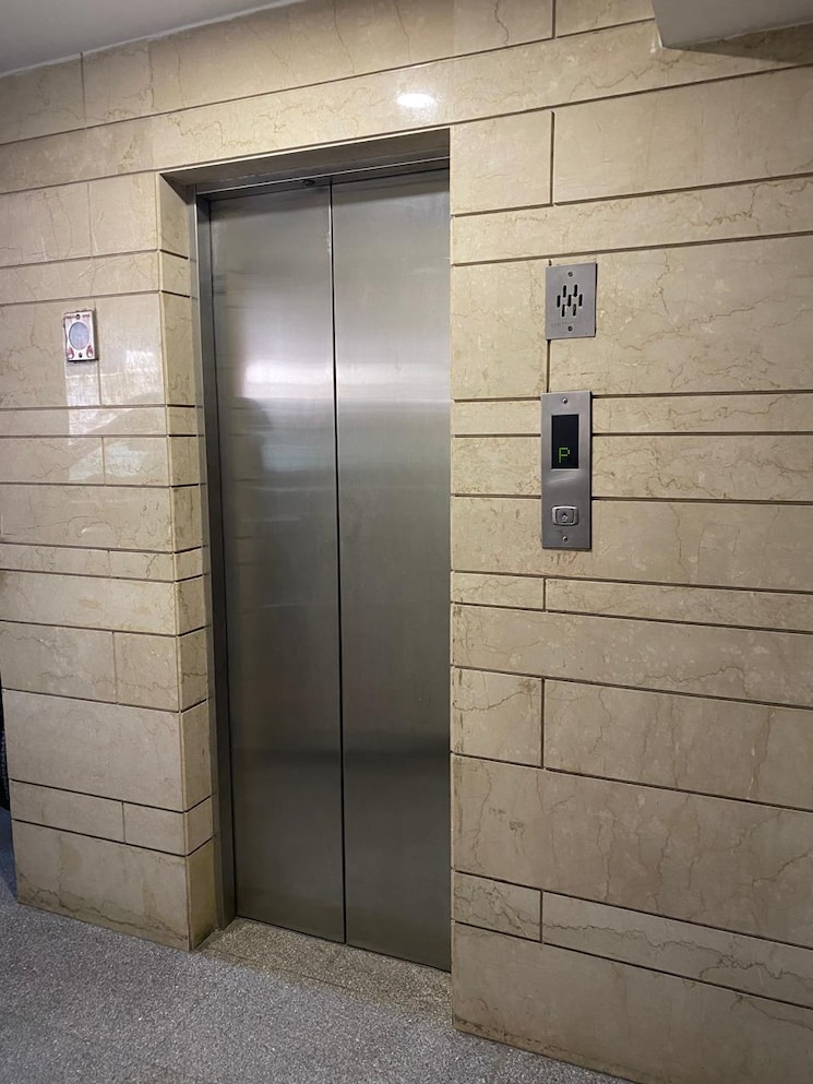 undefined, anand vihar 3 Bedroom 1800 Sq.Ft. Builder Floor In Anand Vihar Delhi 7216709