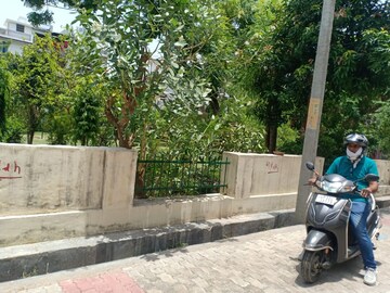  Plot – Exterior View View at Gomti Nagar - for Sale