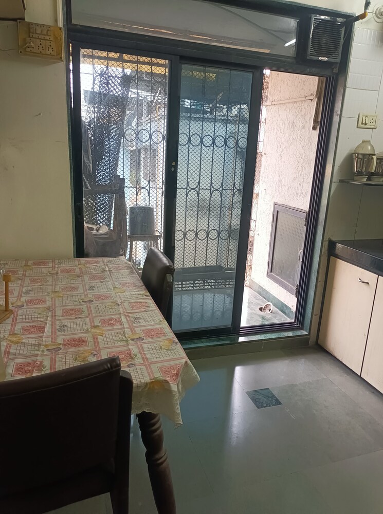 Living Room, primerose-chs 2.5 Bedroom 830 Sq.Ft. Apartment In Ganeshwadi Thane 7217316