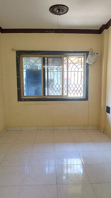 Room in 1 BHK Apartment at Aura Om Navkaar, Nalasopara West – for Sale
