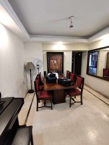 Gym in 2 BHK Apartment at Andheri West – for Rent