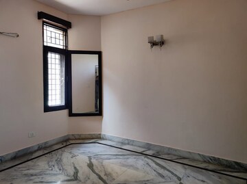 Room in 3.5 BHK Apartment at RPS Savana, Sector 88 – for Sale