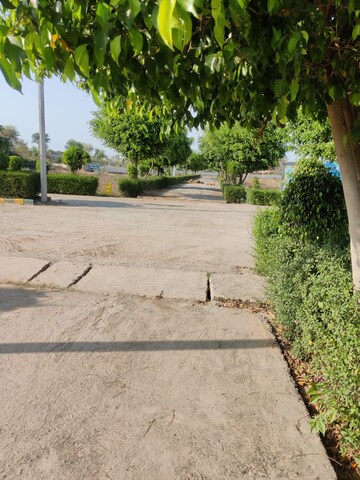  Plot – Garden View at Yamuna Expressway - for Sale