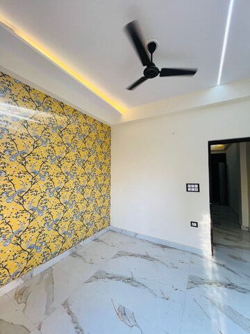 Bedroom in 1 BHK Builder Floor at Ankur Vihar – for Sale