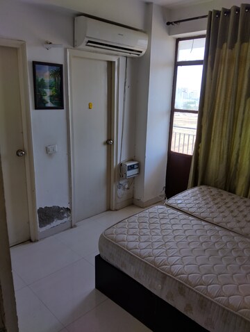Furnished Amenities in 1 BHK Apartment at Signature Signum 81, Sector 81 – for Sale